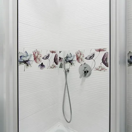 Art Suites On Deribasovskaya 10 4* אודסה