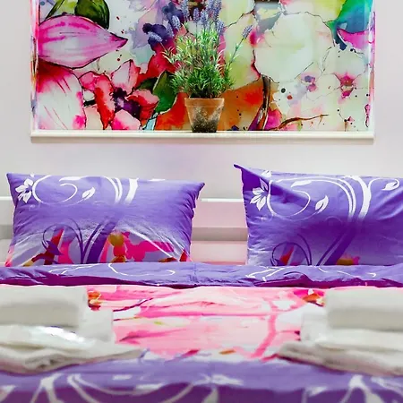 מלון דירות Art Suites On Deribasovskaya 10 אודסה