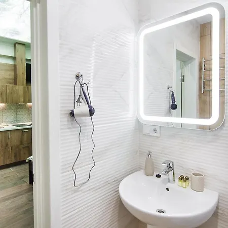 Art Suites On Deribasovskaya 10 מלון דירות 4*