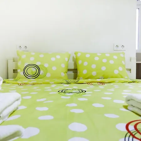 Art Suites On Deribasovskaya 10 4* אודסה